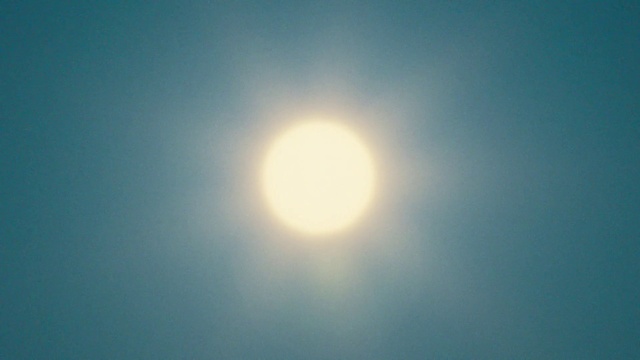Video Reference: Sky, Astronomical object, Lens flare, Sun, Full moon, Cumulus, Celestial event, Event, Tree, Art