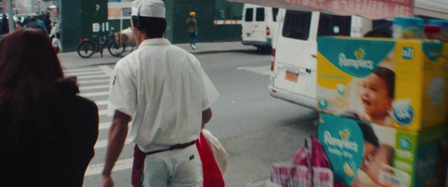 Video Reference: Tire, Land vehicle, Wheel, Vehicle, Motor vehicle, Window, Mode of transport, Asphalt, Public space, Travel