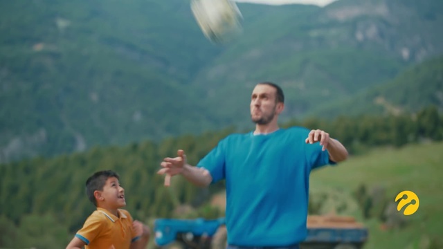 Video Reference: Shirt, Mountain, Shorts, Happy, Gesture, T-shirt, Travel, Grass, Leisure, Mountainous landforms