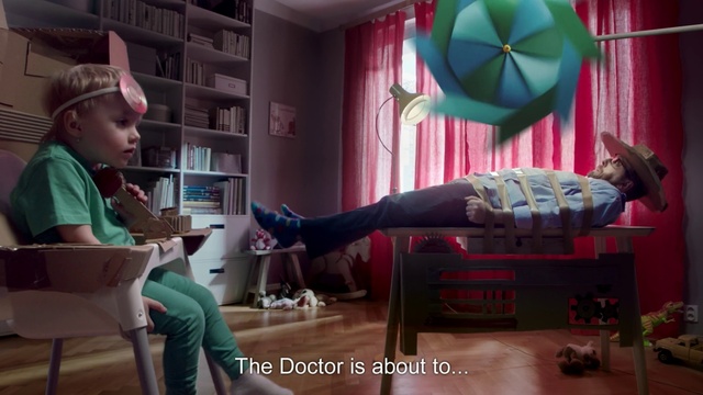 Video Reference: Shoe, Leg, Interior design, Pink, Thigh, Comfort, Fun, Sneakers, Leisure, Baseball cap