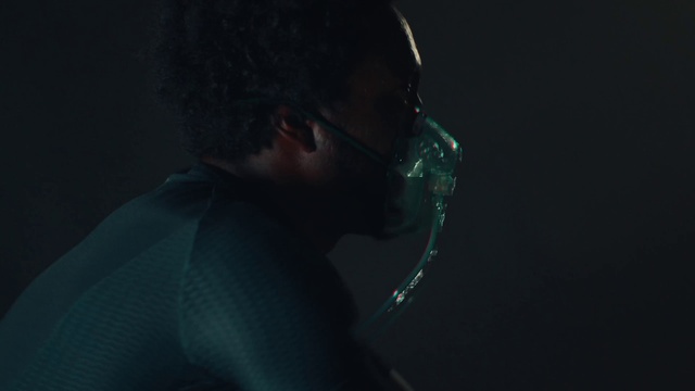 Video Reference: Microphone, Flash photography, Musician, Eyewear, Music, Entertainment, Performing arts, Audio equipment, Music artist, Concert