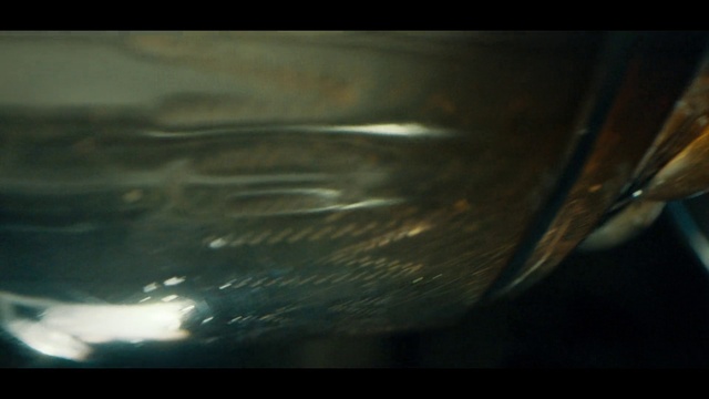 Video Reference: Liquid, Water, Automotive lighting, Fluid, Hood, Automotive exterior, Automotive design, Tints and shades, Wood, Glass