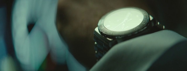 Video Reference: Camera accessory, Cameras & optics, Lens, Camera lens, Flash photography, Gadget, Gas, Automotive lighting, Plastic, Macro photography