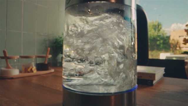 Video Reference: Water, Liquid, Drinkware, Drinking water, Mineral water, Bottled water, Fluid, Plastic bottle, Drink, Gas