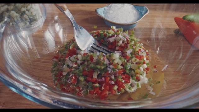 Video Reference: Food, Tableware, Dishware, Ingredient, Recipe, Kitchen utensil, Plant, Cuisine, Leaf vegetable, Dish