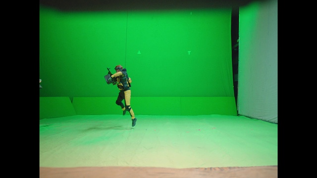 Video Reference: Tints and shades, Symmetry, Rectangle, Room, Player, Entertainment, Electric blue, Fun, Recreation, Knee