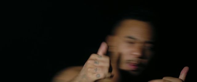 Video Reference: Nose, Cheek, Chin, Flash photography, Jaw, Eyelash, Gesture, Thumb, Wrist, Nail