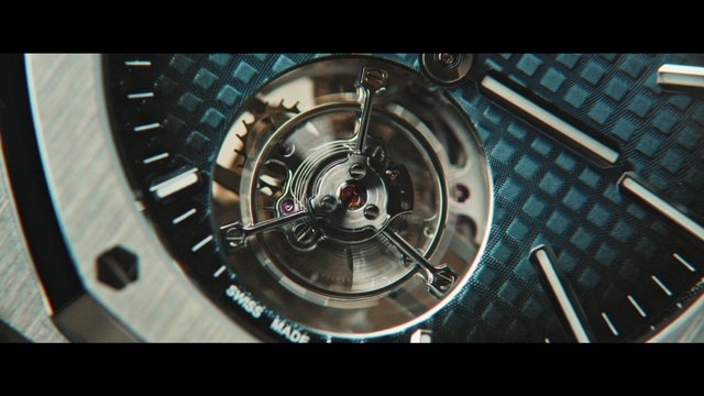 Video Reference: Watch, Automotive tire, Automotive lighting, Wheel, Automotive design, Alloy wheel, Rim, Analog watch, Font, Automotive wheel system