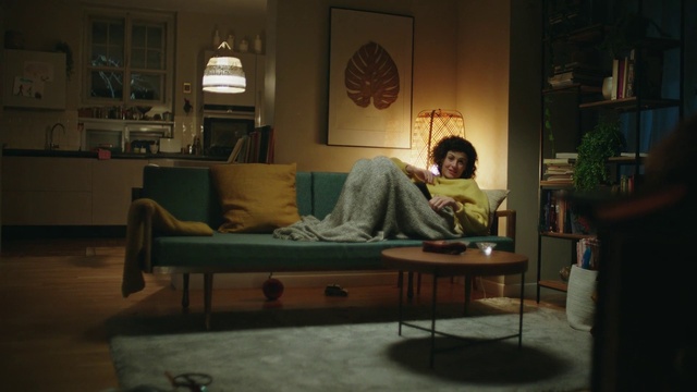 Video Reference: Table, Comfort, Interior design, Flooring, Floor, Living room, Couch, Coffee table, studio couch, Tints and shades