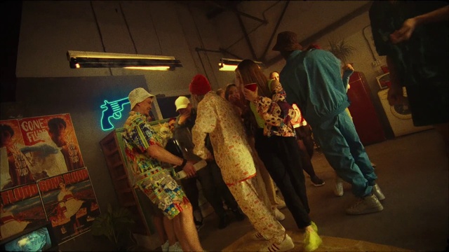 Video Reference: Entertainment, Hat, Fashion design, Performing arts, Event, Art, Fun, Performance art, Visual arts, Costume