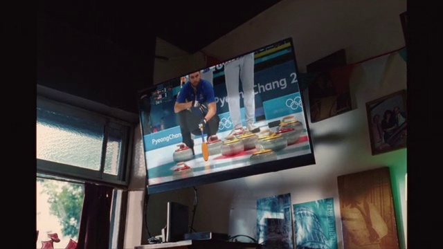 Video Reference: Display device, Electronic device, Flat panel display, Technology, Event, Multimedia, Stage equipment, Entertainment, Projector accessory, Advertising