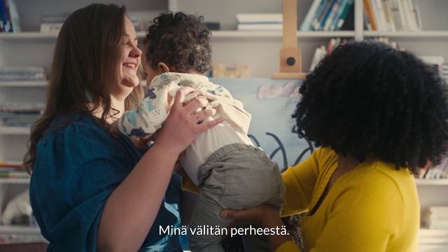 Video Reference: Hair, Shirt, Human, Gesture, T-shirt, Bookcase, Happy, Community, Shelf, Smile