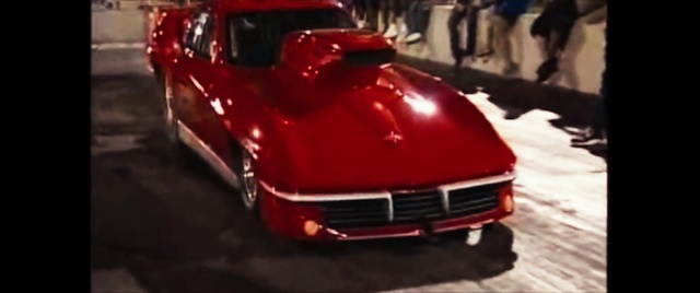 Video Reference: Car, Land vehicle, Vehicle, Tire, Wheel, Hood, Grille, Automotive design, Automotive lighting, Vehicle registration plate