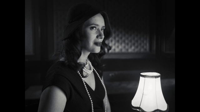 Video Reference: Black, Flash photography, Black-and-white, Hat, Cap, Style, Fedora, Sun hat, Monochrome, Tints and shades