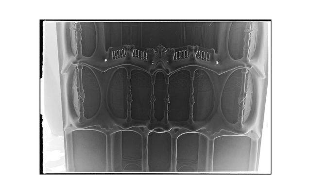 Video Reference: Automotive lighting, Drinkware, Rectangle, Sleeve, Tableware, Font, Automotive tire, Pattern, Symmetry, Glass