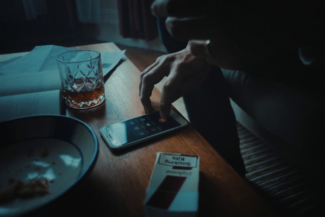 Video Reference: Hand, Table, Tableware, Gadget, Nail, Drinkware, Finger, Eyewear, Drink, Wrist