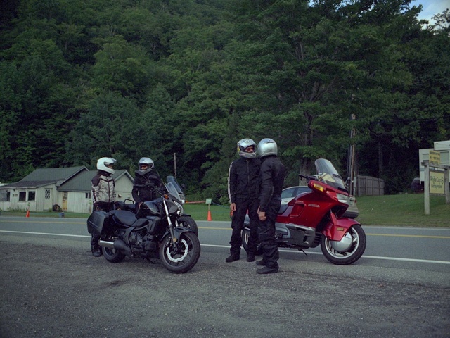 Video Reference: Tire, Wheel, Land vehicle, Plant, Vehicle, Helmet, Automotive tire, Automotive lighting, Motorcycle helmet, Motor vehicle