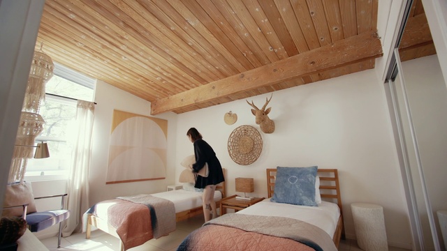 Video Reference: Building, Furniture, Comfort, Wood, Bed, House, Interior design, Flooring, Bed frame, Floor