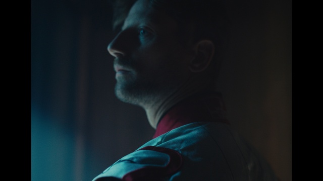 Video Reference: Flash photography, Jaw, Beard, Electric blue, Eyelash, T-shirt, Darkness, Facial hair, Eyewear, Midnight